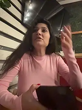 IrisBlues live sex cam