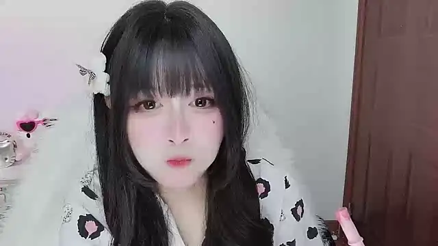 -zhuzhu-999- live cam on StripChat
