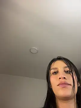 Emmily_19 webcam