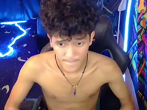 hugekenbigcock webcam