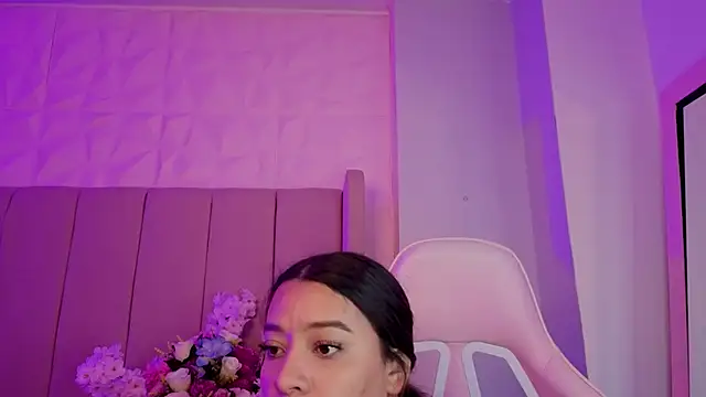 MollyBigBoobs12 webcam