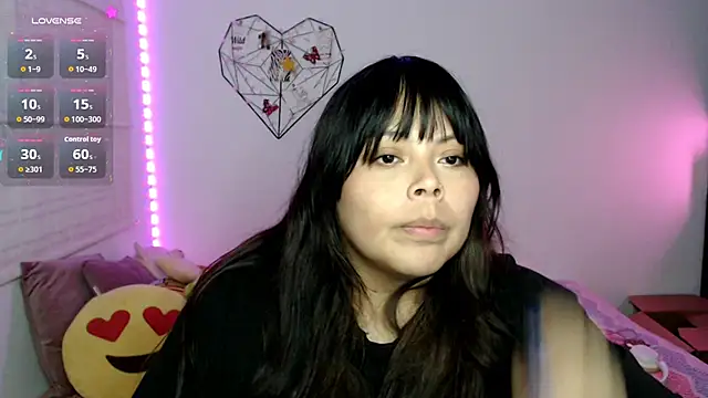EllieMoonX webcam