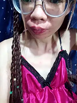 __Mai-love19__ webcam