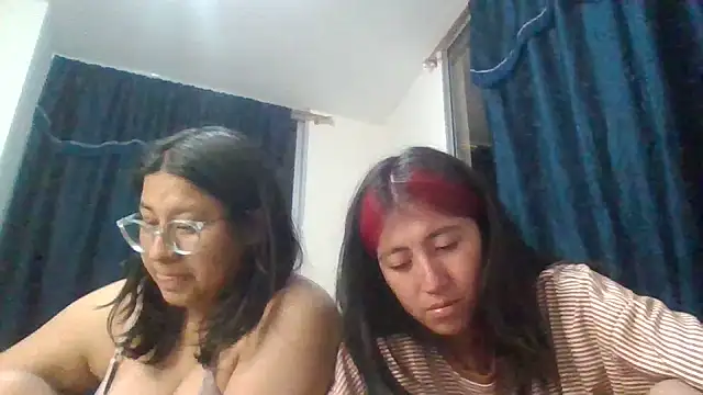 sarah12333 webcam