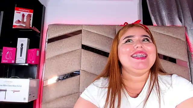 MadissonLee__ webcam