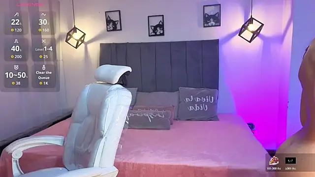 Pretty_Johnson_ webcam
