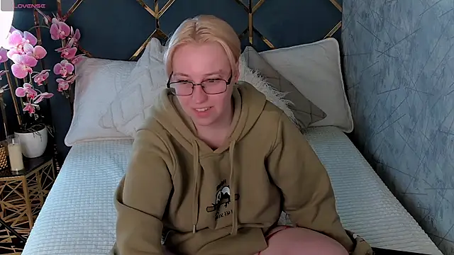 AlexandraGreen webcam