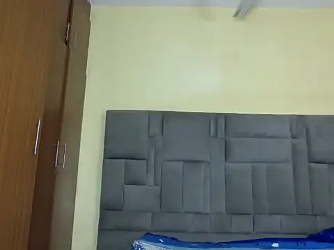 Cuteebony16 webcam