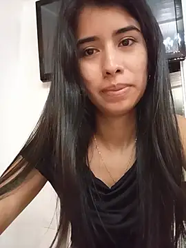 Alana_2026 webcam
