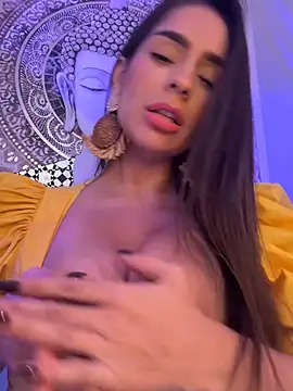 Mau_White webcam