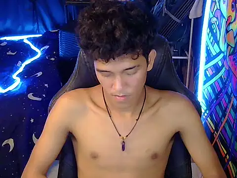 hugekenbigcock webcam