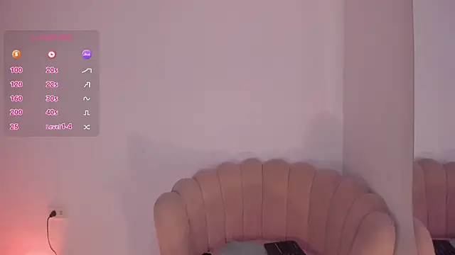 caroliinna_ webcam
