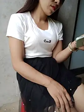 Thobaby112 live cam on StripChat