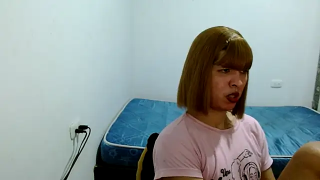 estefania224 webcam