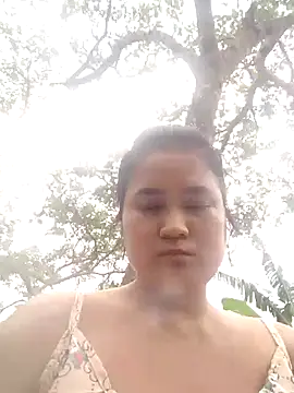 BigAss-69 webcam
