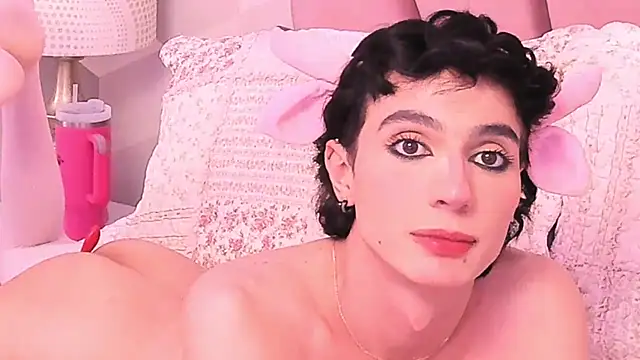 KylieMonnett webcam