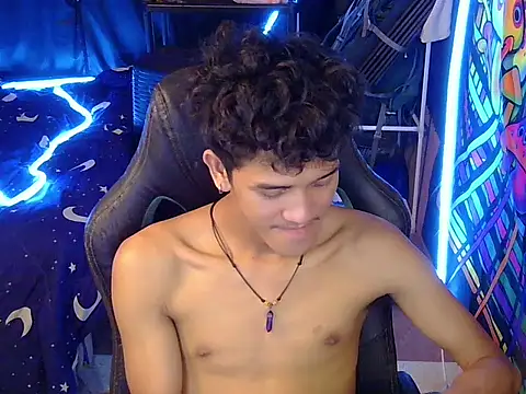 hugekenbigcock webcam