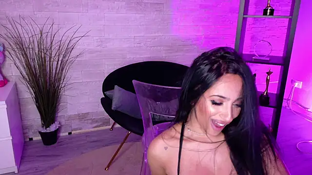 Cupcake_Izzy webcam