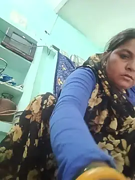 Rasiya_5 live cam on StripChat