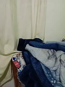 SalmaParis_Lm webcam
