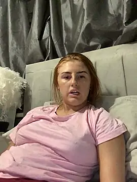 Redvelvetxx2 webcam