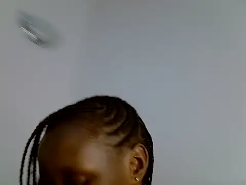 liora_luna webcam