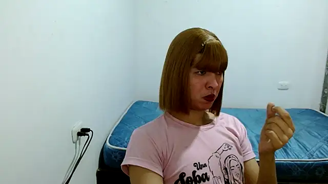 estefania224 webcam