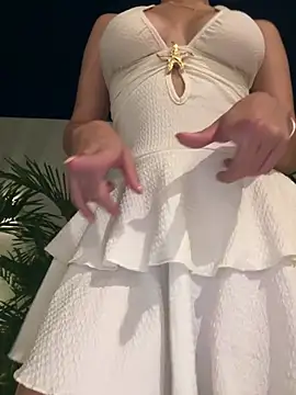 public webcam sex Nikii 