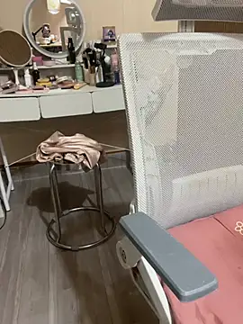Mina048 webcam