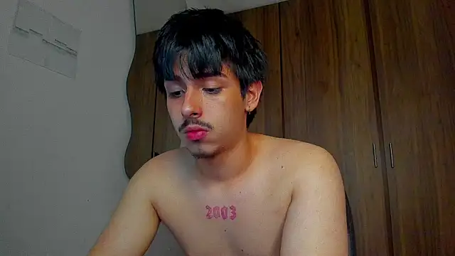 Maximo_Miller webcam