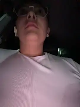 KittyObsession live sex cam