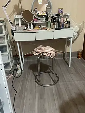 Mina048 webcam