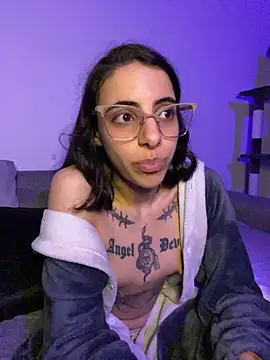 webcam chat Poison Ivy 29