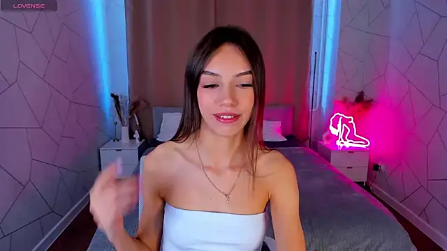 Tiffany-Grace webcam