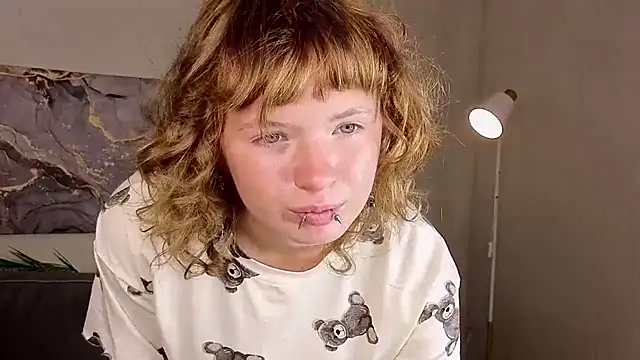 VioletDesiree webcam