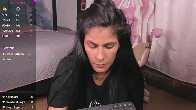 Salome_Cherie webcam