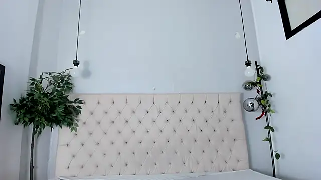 Victoria_Coleman webcam