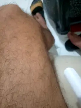 Bigdick_pedro live cam on StripChat