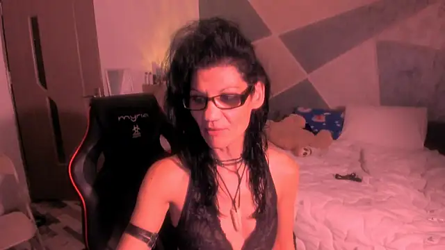 SweetSin40 webcam