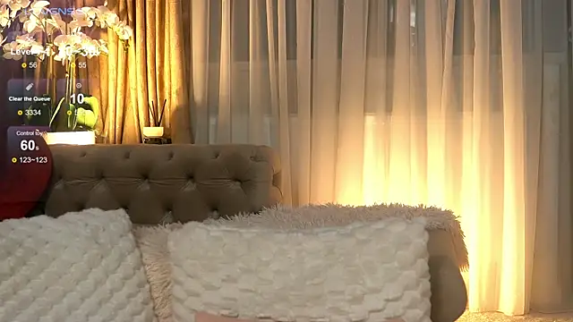 ChloeVelvetx webcam