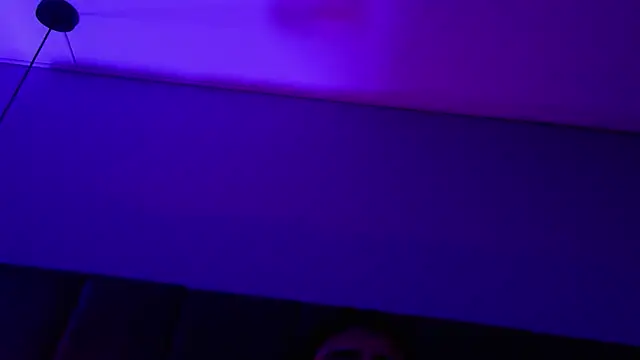 luna_blannco webcam