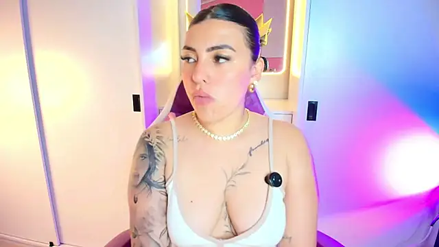 NaomiAmazing01 webcam