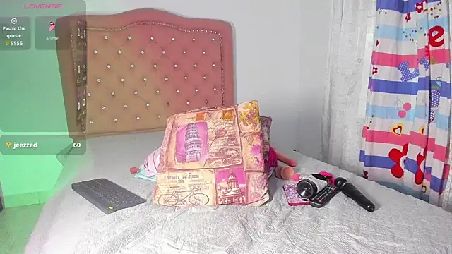 NymphoRose webcam