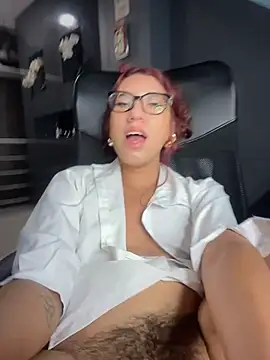 LacyLureXXX webcam
