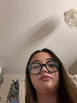 Cherryminxxx webcam