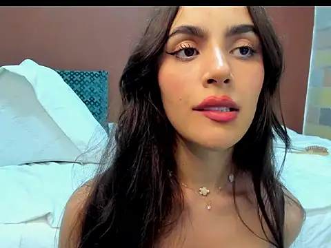 maeve_mackey webcam