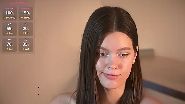 Mia_Almost webcam