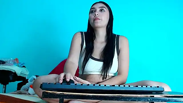 luciana18noir webcam