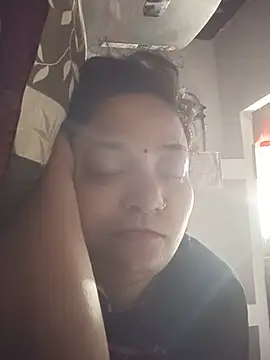 Aditibeauty42 webcam