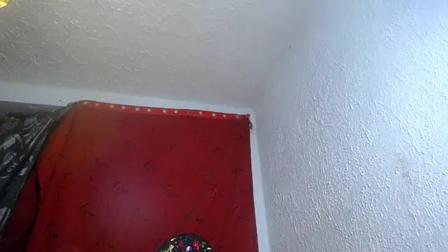 lili_sweet777 webcam